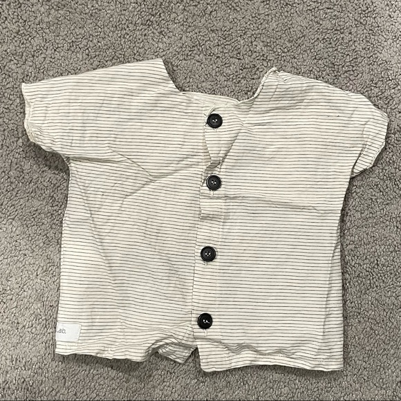 Gaya lab baby top - Picture 2 of 4